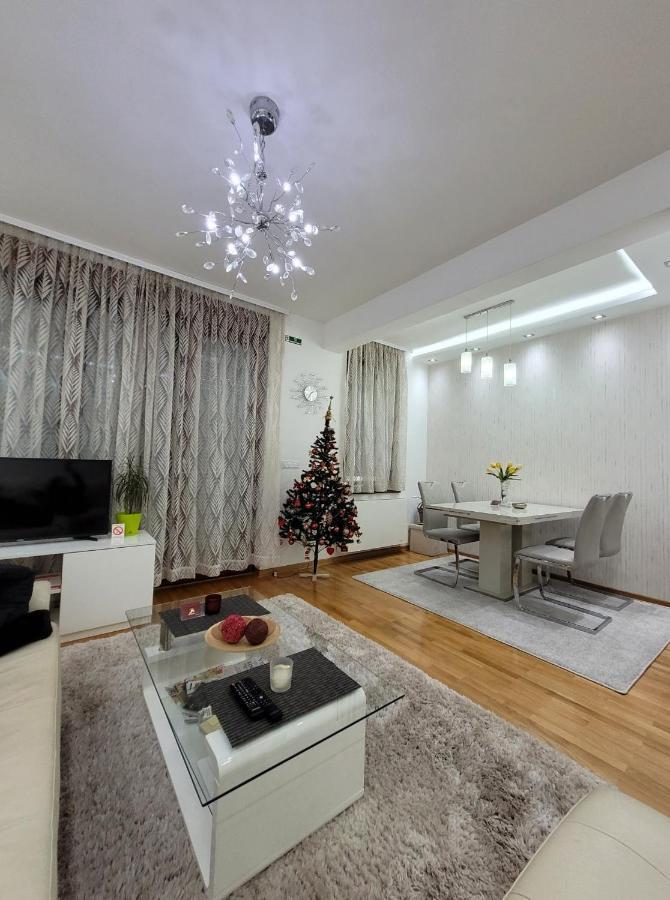 Apartment Joy Белград Екстер'єр фото